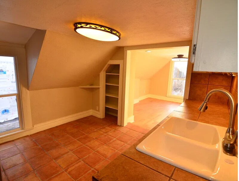 Building Photo - 3134 Zuni St