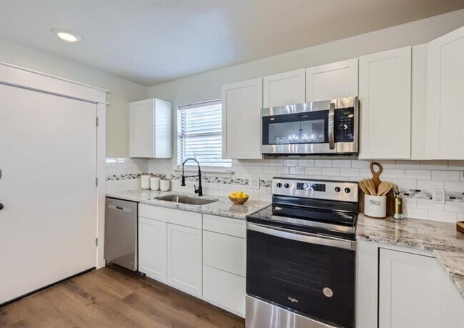 Building Photo - 4704 Blue Meadow Dr