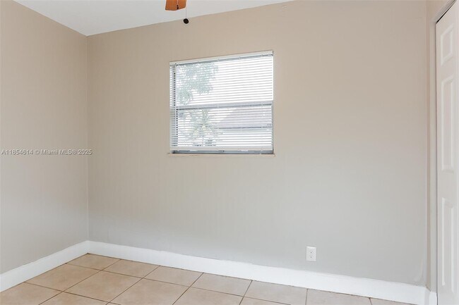 Building Photo - 8170 SW 6th Ct