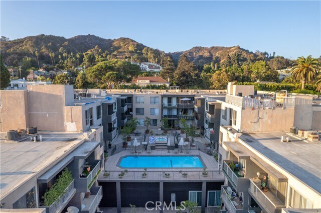 Building Photo - 1745 Camino Palmero St