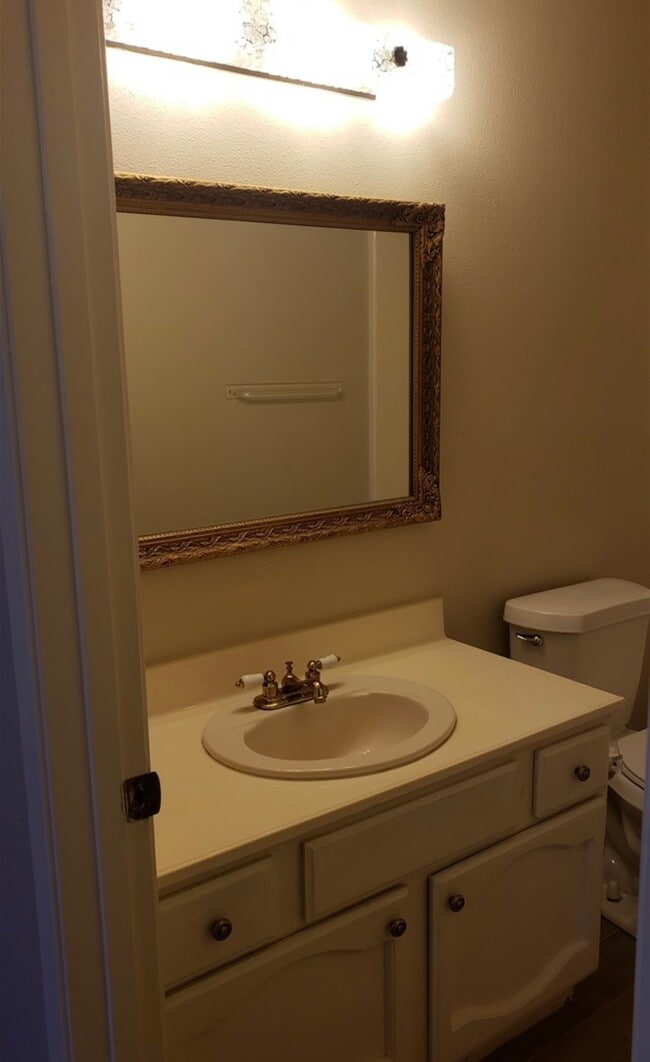 Building Photo - 6810 Marshall Pl Dr