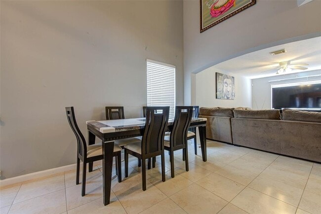 Building Photo - 14219 Beech Meadow Dr