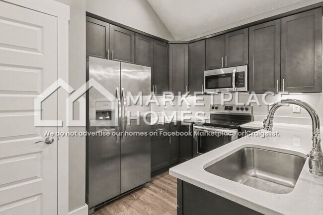 Building Photo - 173 Arbor Lp