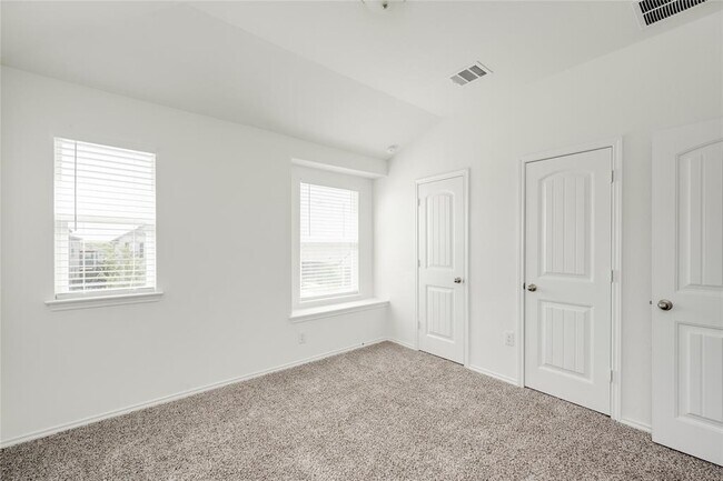 Building Photo - 6508 Carriage Pines Dr