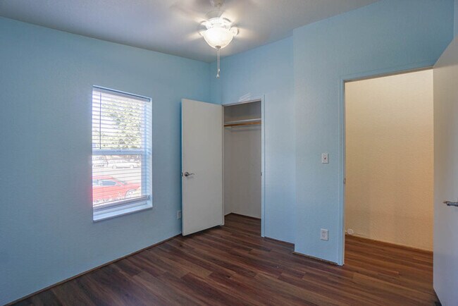 Building Photo - TWO BEDROOM MANUFACTURED HOME IN EAST COUNTY