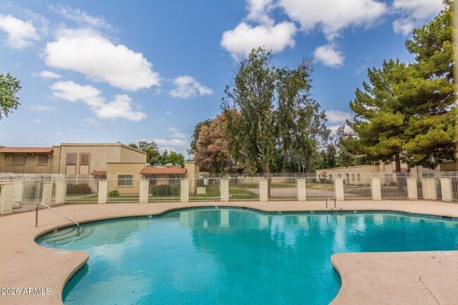 Building Photo - 3109 W Harmont Dr