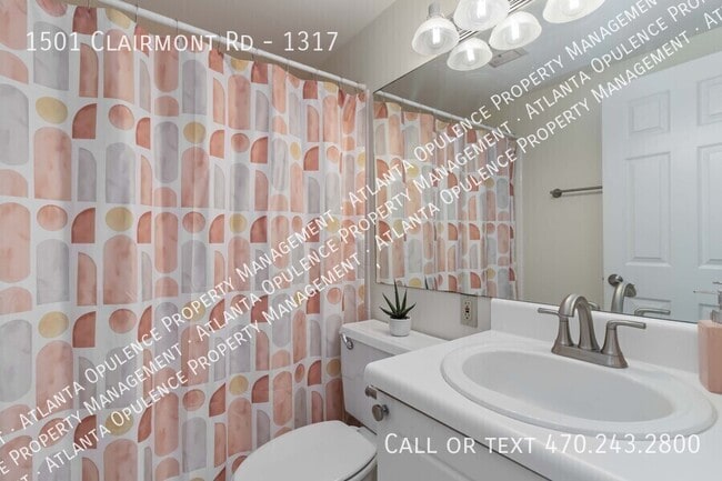 Building Photo - 1501 Clairmont Rd