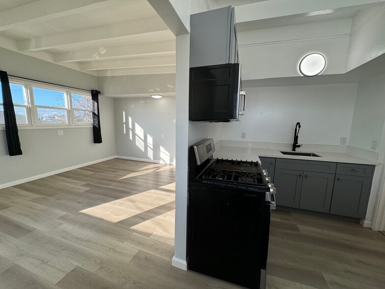 Building Photo - 2082 167th Ave