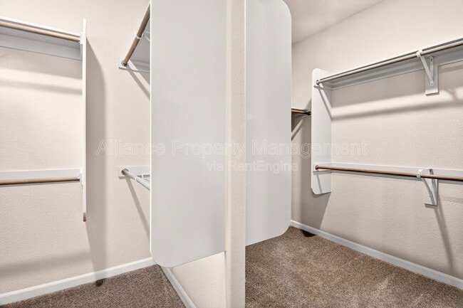 Building Photo - 10069 Thrive Ln