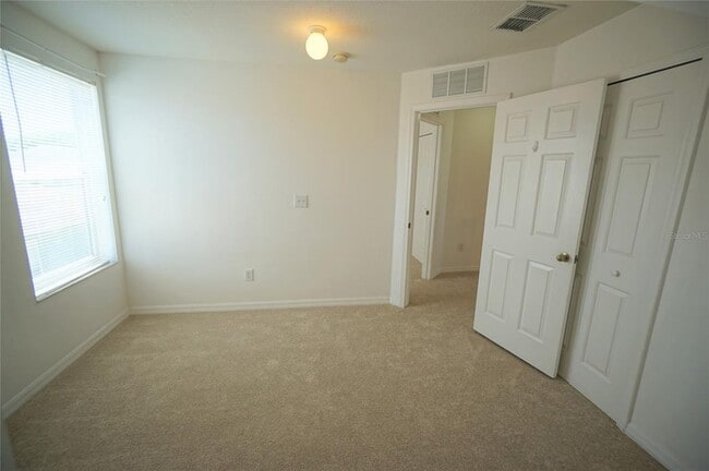 Building Photo - 24606 Victoria Wood Ct