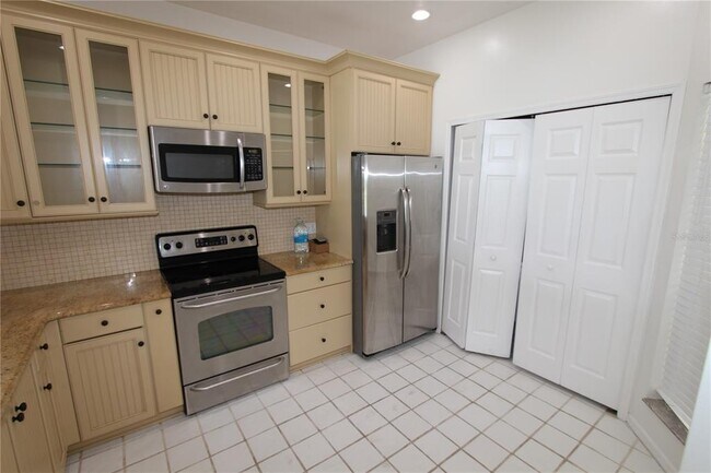 Building Photo - 451 Hamptoncrest Cir