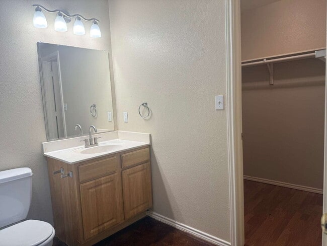 Building Photo - 17002 Silverwood Dr