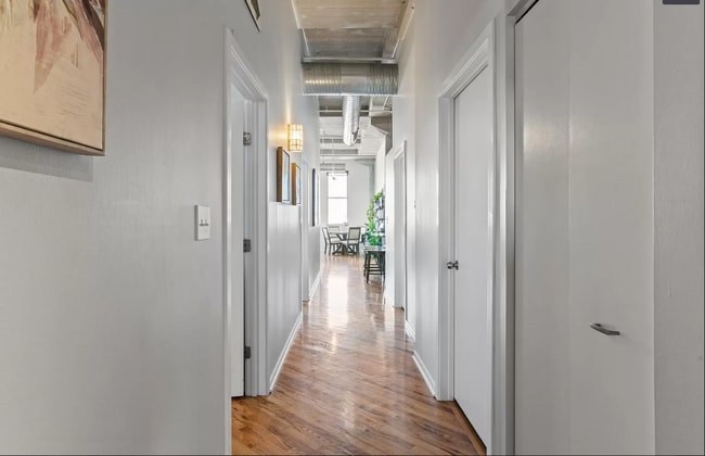 Building Photo - 2107 Grand Blvd