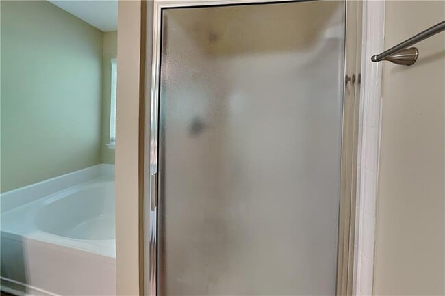 Building Photo - 4220 E Meadow Dr