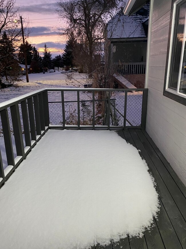 Building Photo - Remodeled 2 Bedroom 1 Bathroom House **Available NOW**