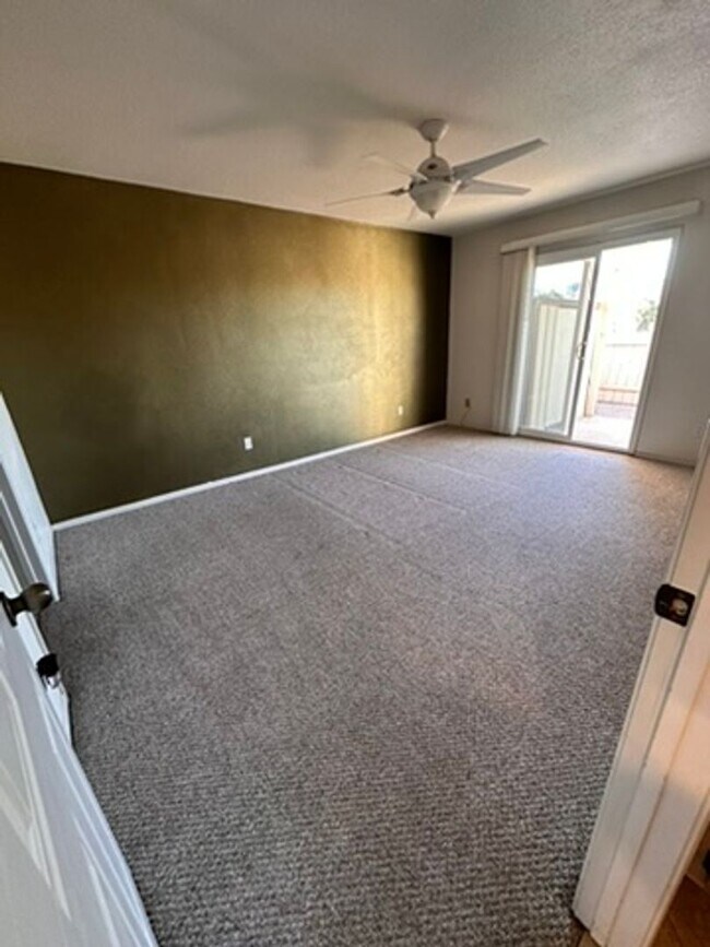 Building Photo - 2BD | 2BA Condo in Spring Valley!