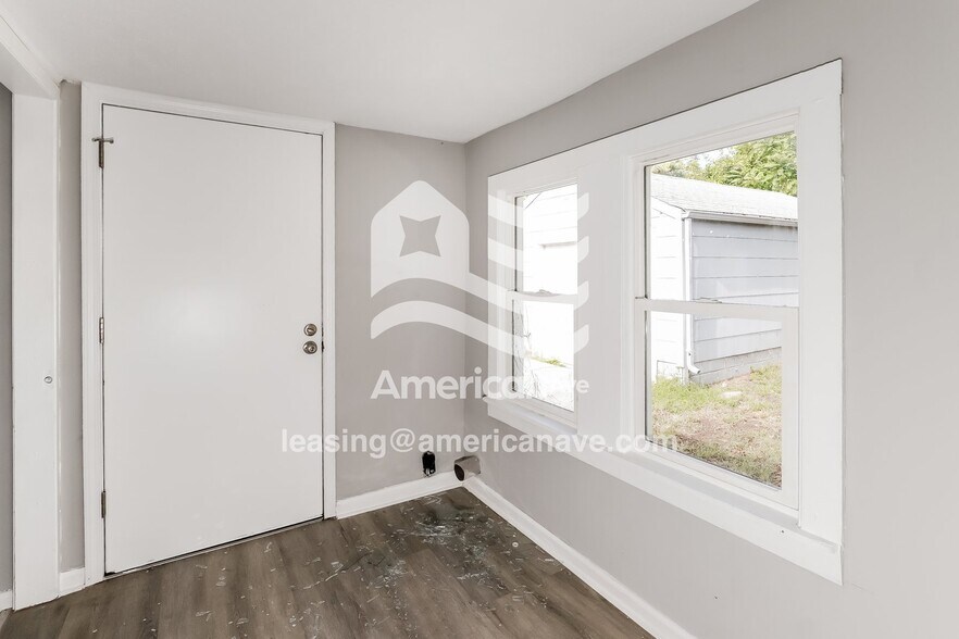 Building Photo - 3632 Jaynes St