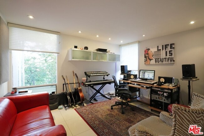 Building Photo - 6767 Whitley Terrace