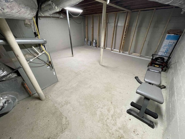 Building Photo - Smyrna - 3BR / 2BA