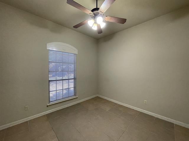 Building Photo - 8110 Silver Spur Dr