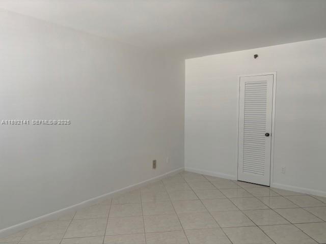 Building Photo - 100 Lincoln Rd