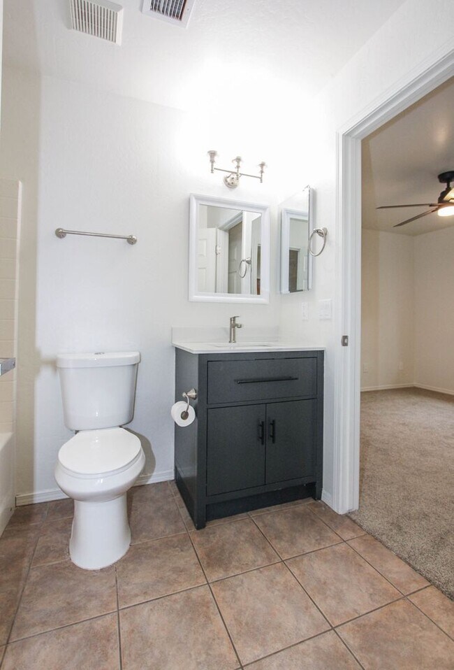 Building Photo - 4849 N Judy Ct