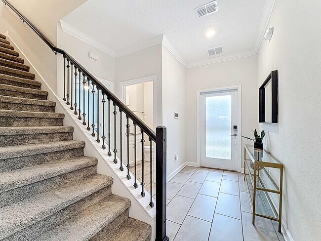 Building Photo - 1248 Challenge Dr