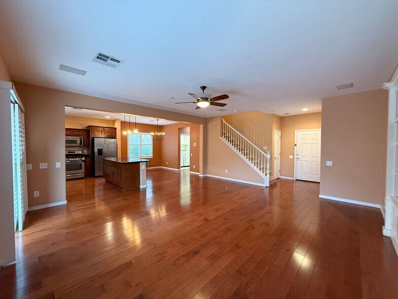 Building Photo - 11833 Bussero Ct
