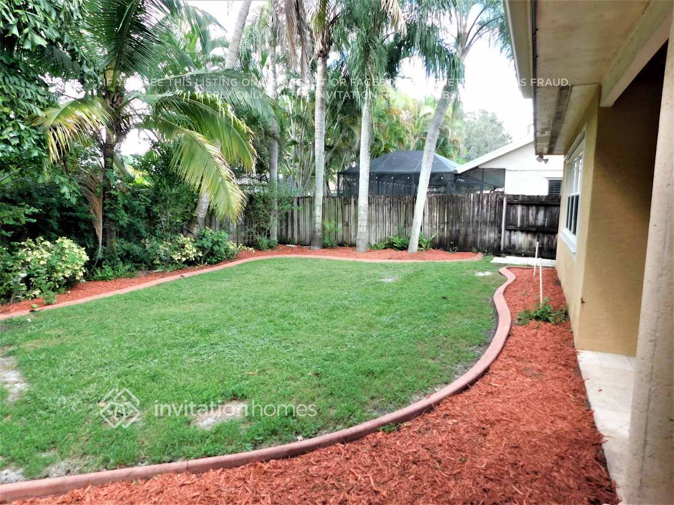 Building Photo - 5620 SW 119th Ave