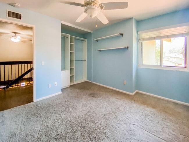 Building Photo - Two-Story 3 Bed, 2.5 Bath with Large Bonus...