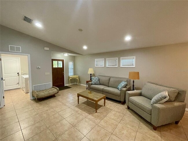 Building Photo - 4819 San Ortebello Dr