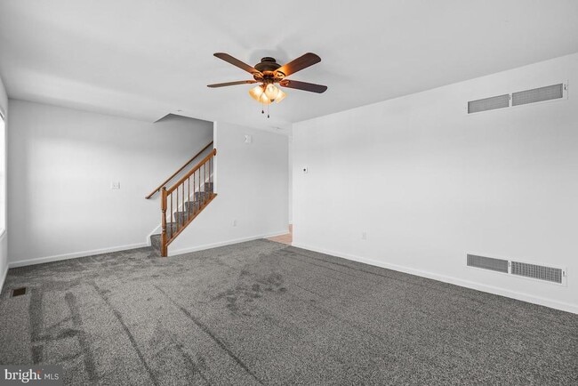 Building Photo - 53 Nittany Ct
