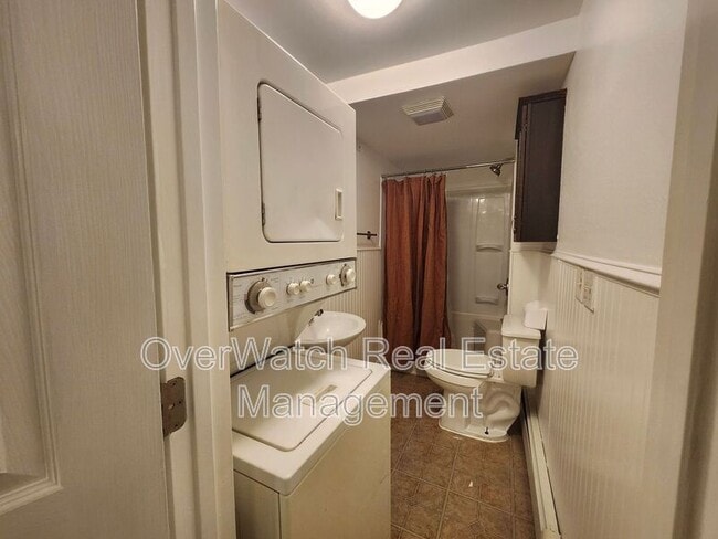 Building Photo - 5303 Eielson St