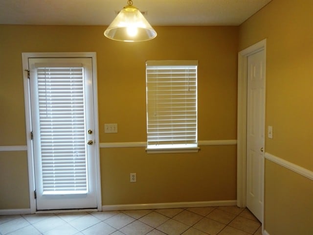 Building Photo - 114 Elbow Cir