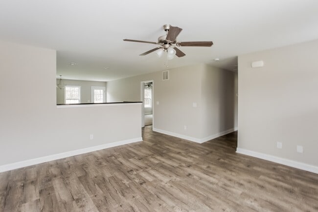 Building Photo - 720 White Crane Rd