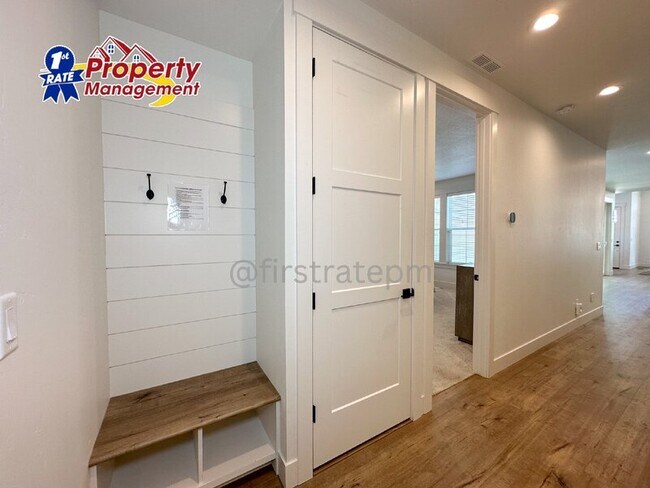 Building Photo - 2975 West Hidden Springs Drive