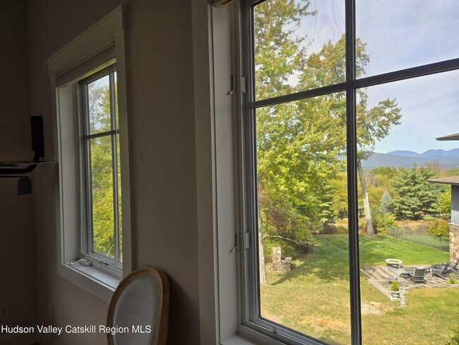 Building Photo - 84 Highland Rd