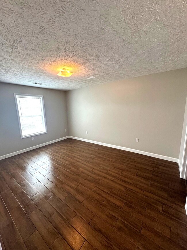 Building Photo - 103 Yearwood Dr