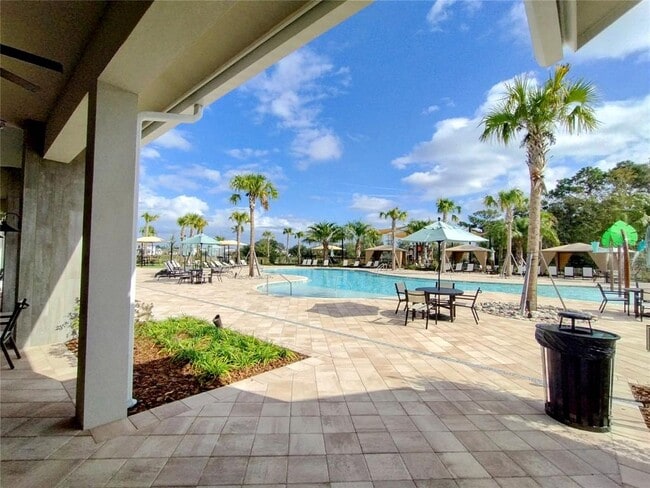 Building Photo - 33325 Binding Ties Ln