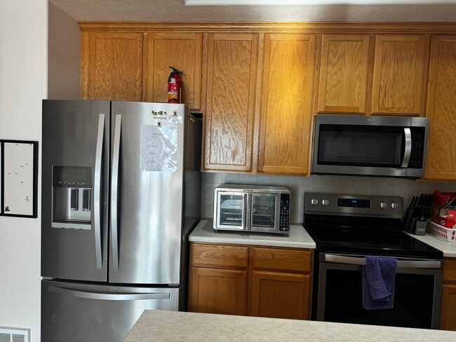 Building Photo - 7071 S Kristilyn Ln