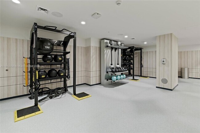 Building Photo - 101 Diplomat Pkwy