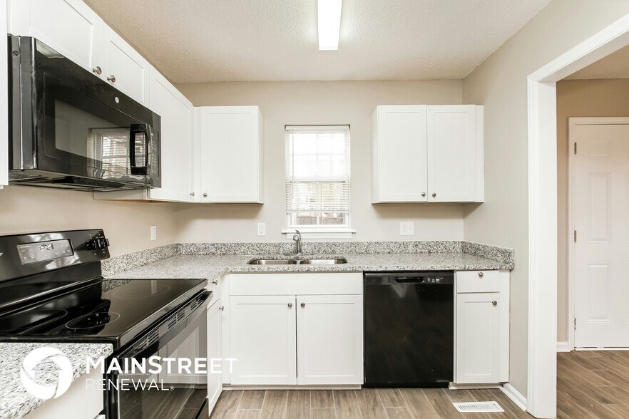 Building Photo - 7843 Katherine Dr
