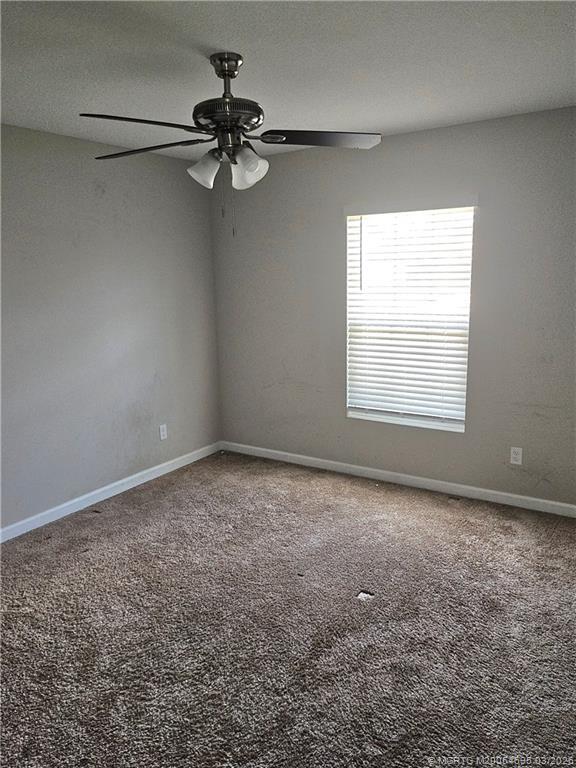 Building Photo - 1410 SW Flounder Ln