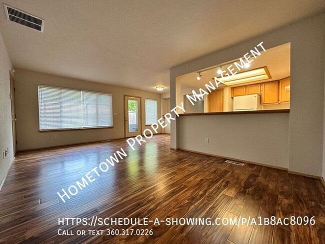 Building Photo - 4403 Chardonnay Dr SE