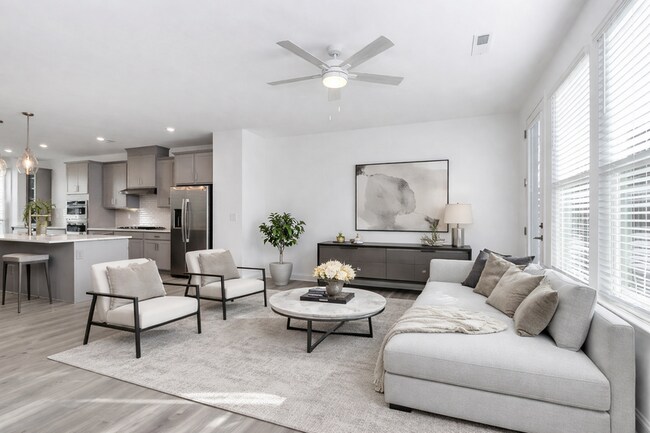 Building Photo - 707 Hoke Ln