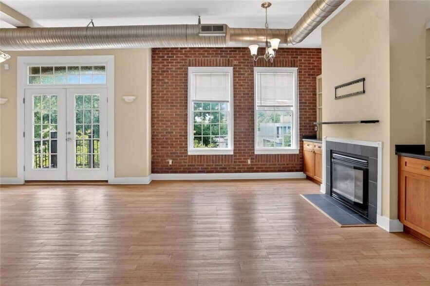 Building Photo - 1162 Ponce De Leon Ave NE