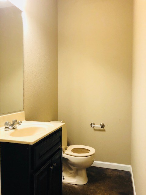 Building Photo - 4204 Sydney Cove