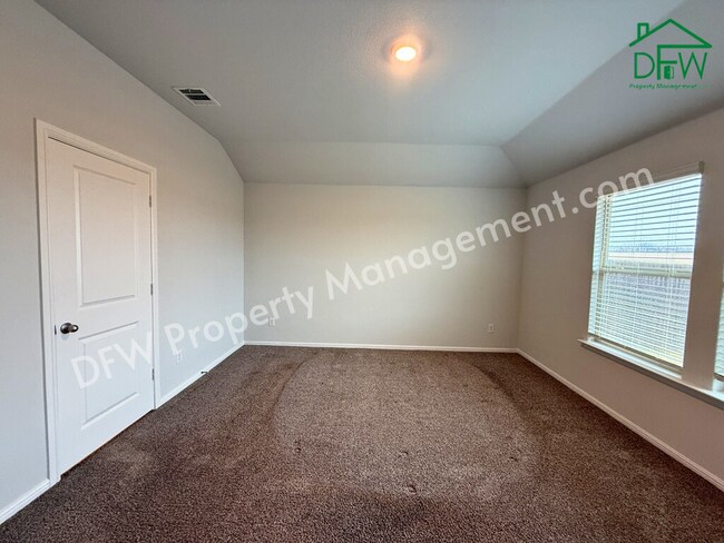 Building Photo - Beautiful 4 Bedroom 2 Bathroom Home for Lease in Crowley