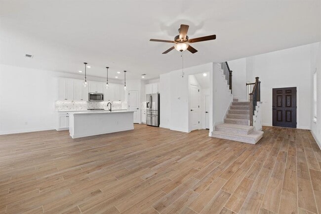 Building Photo - 240 Harbors Ln