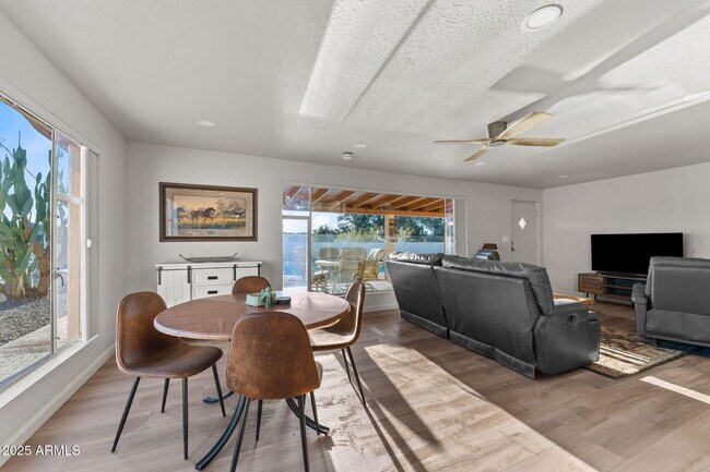 Building Photo - 51433 U.S. Hwy 60 89